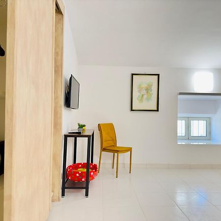 Unique Rooms In Centro Citta Bagno Privato E Climatizzatore Ragusa Eksteriør billede