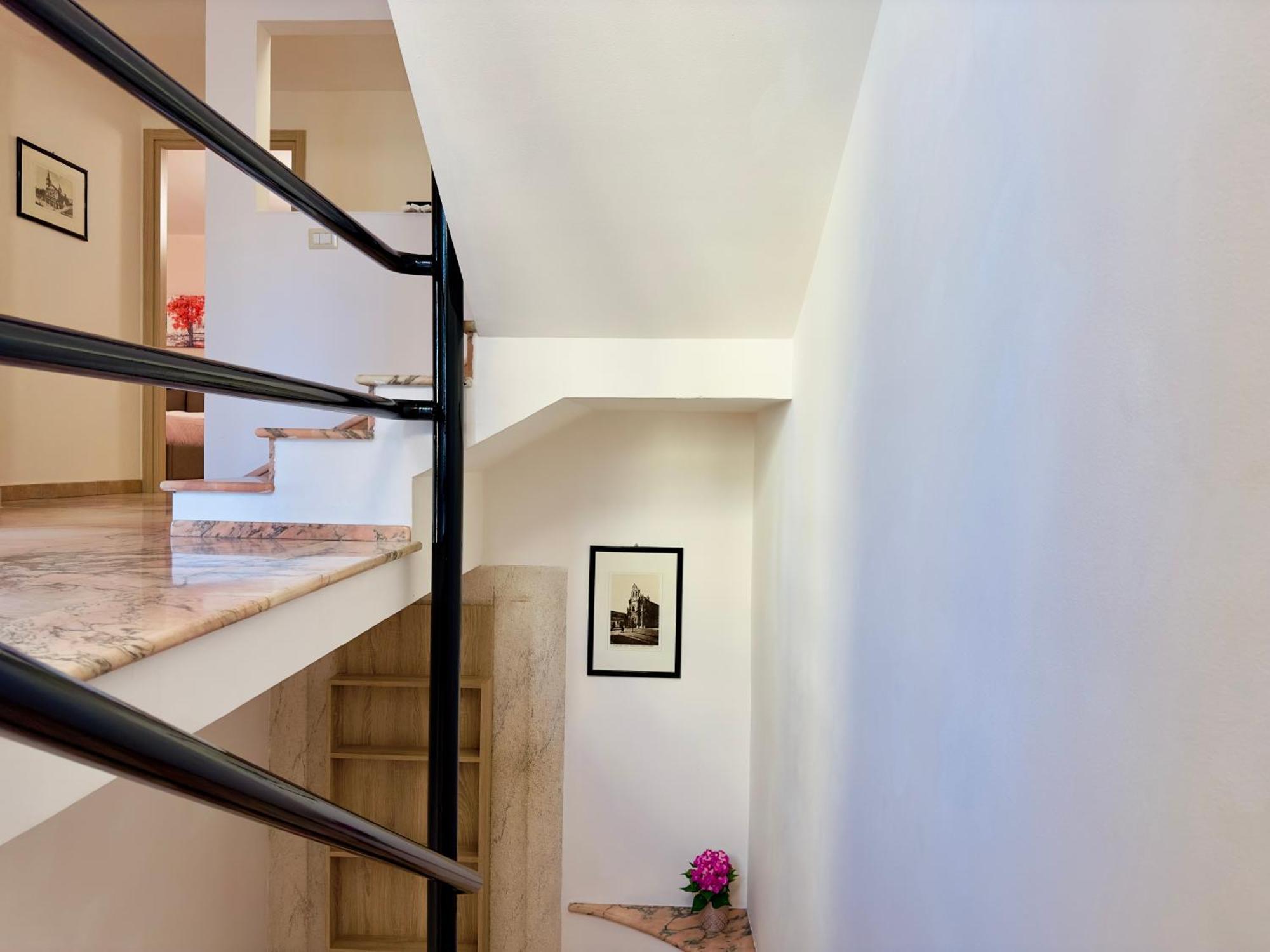 Unique Rooms In Centro Citta Bagno Privato E Climatizzatore Ragusa Eksteriør billede