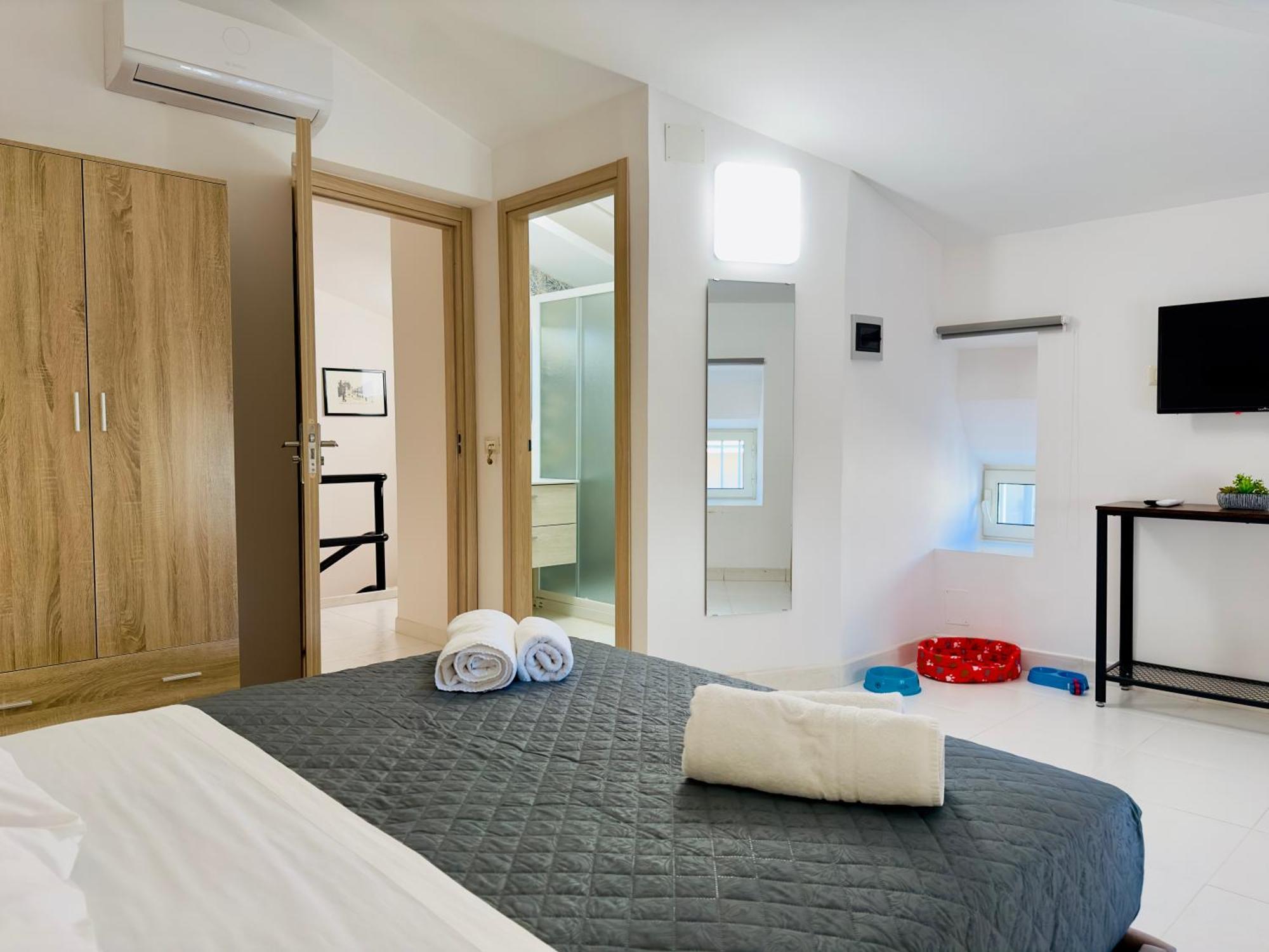 Unique Rooms In Centro Citta Bagno Privato E Climatizzatore Ragusa Eksteriør billede