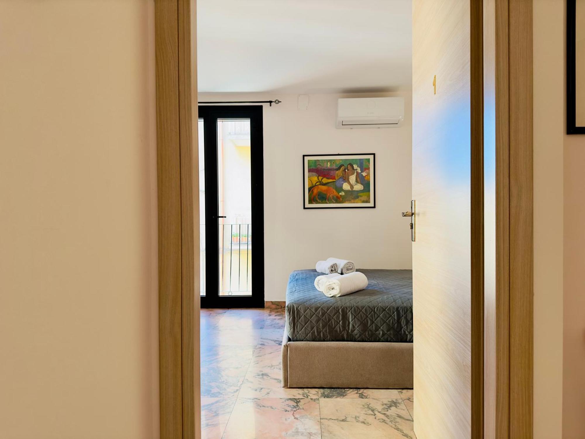 Unique Rooms In Centro Citta Bagno Privato E Climatizzatore Ragusa Eksteriør billede