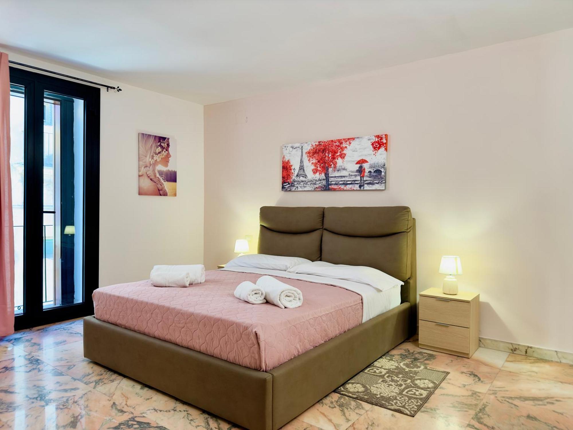 Unique Rooms In Centro Citta Bagno Privato E Climatizzatore Ragusa Eksteriør billede